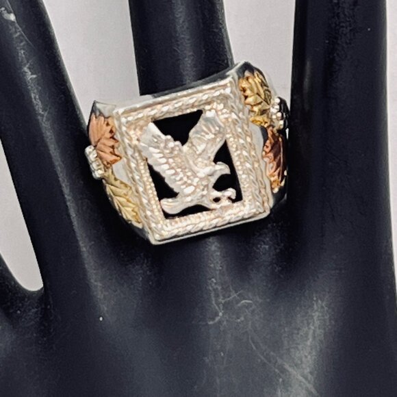 Black Hills Sterling Silver & Onyx Men’s Eagle Ring W/12K Gold Leaves (R357) - Picture 2 of 7